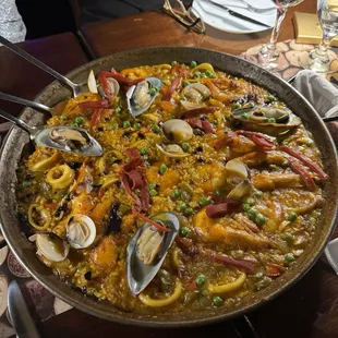 Paella de marisco, spectacular