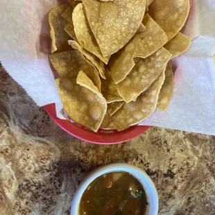 Chips &amp; salsa