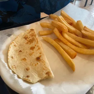 Kid&apos;s quesadilla