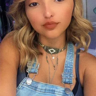 chrissy g.