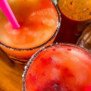 Strawberry &amp; Raspberry Margs! instagram: @diningwithkels