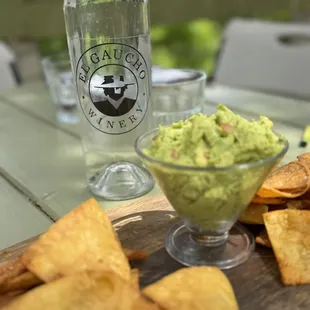 Chips + guac