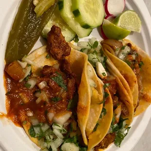 Al pastor tacos