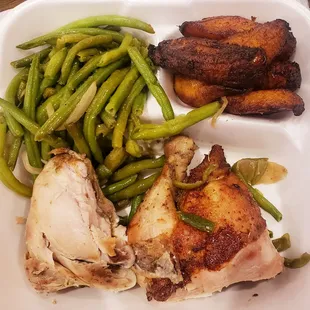 1/4 Dark w Plantains &amp; String Beans (Extra $.50 for plantains... not listed).