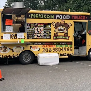 El Gran Taco came to my community!