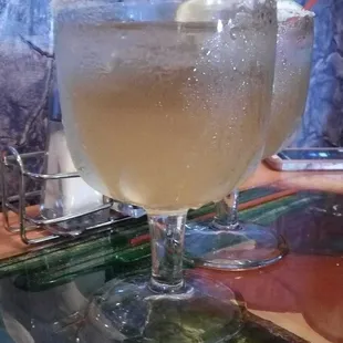 Brown margarita! Yucky tasting like chemicals.  Terrible service.