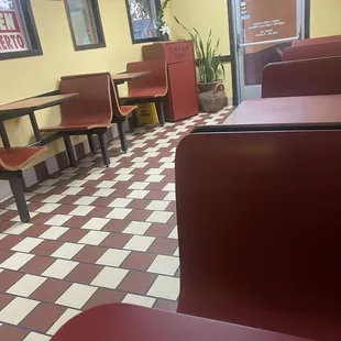 Clean restaurant
