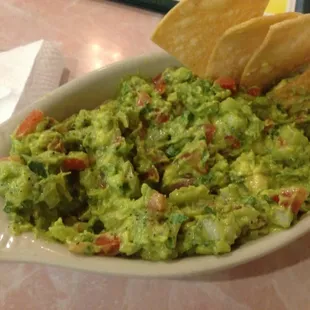 They mashed up some fresh guacamole for me. So yummers!!!