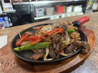 Borderline Bar & Restaurant