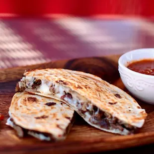 Our caramelos come in beef or chicken.