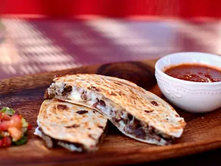 El Güero Canelo Restaurant