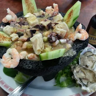 Molcajete de aguachiles