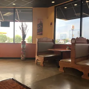 sushi and sashimi, interior
