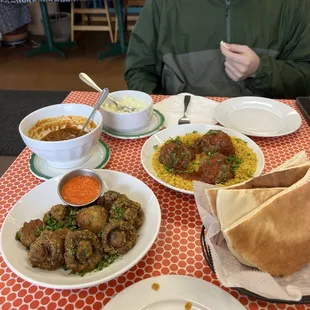 chicken wings, chicken wings and fried chicken, bbq chicken, fried chicken, chicken, fried chicken wings, poultry, bbq wings, food