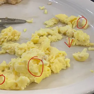 Scrambled eggs with complementary hair