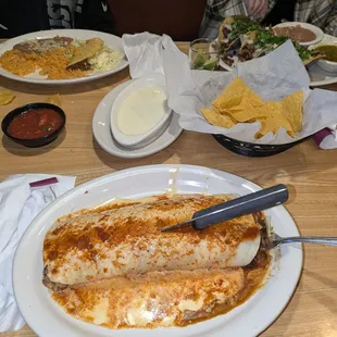 Burrito California/Street Tacos/Queso