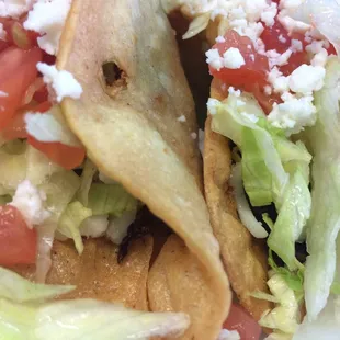 Great hard shell tacos, the shredded beef was well seasoned and the lettuce and tomatoes were fresh.