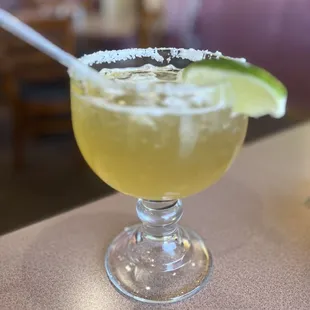 a margarita in a glass