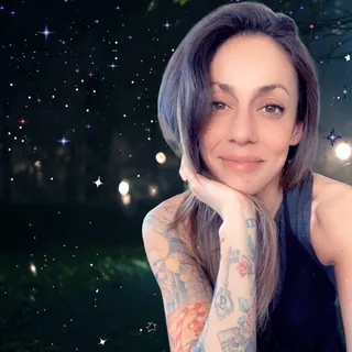 Maggie B.