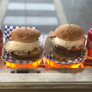 Hamburguesa con rueda de queso