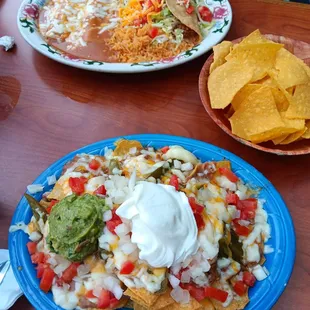 Bland! Bland! Bland! Not good at all