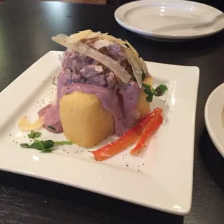 Causa De Pulpo Al Olivo
