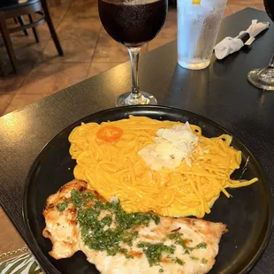 Tallarines con pollo