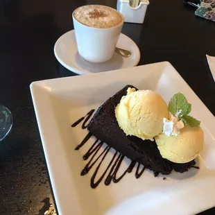 Helado de lucuma &amp; cappuccino