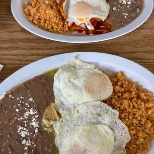 Chilaquiles Verdes con 2 Huevos , Chilaquiles Rojos con 2 Huevos