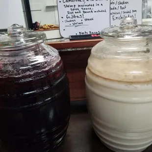 Aguas Frescas Jamaica en horchata Delicious