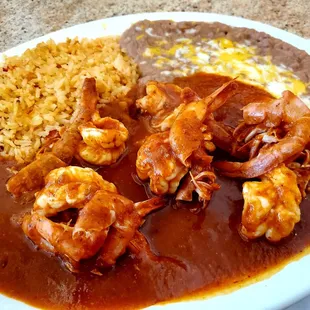 Camarones a la Diabla with shells still attached but easy to remove. The taste was delicious!