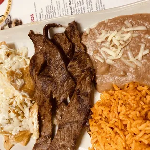 Chilaquiles rojos