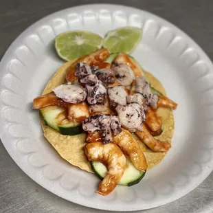 Tostada camaron y pulpo