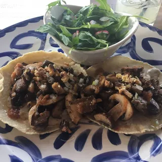 Mushroom Tacos Plate