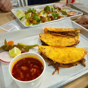 Quesabirras tacos