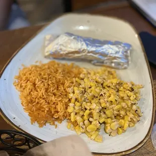 a plate of mexican food