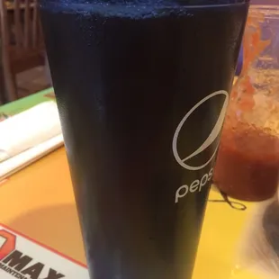 Arnold palmer with unsweetened tea. Huge drink!!!!