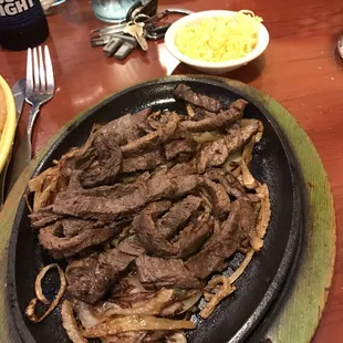 For the first time ever coming here which has been three or four times, but the fajitas were not sizzling when They came out!