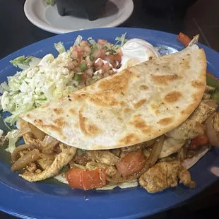 fajita quesadilla with chicken