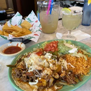 Quesadilla Tropicana, chips and salad, and margarita on the rocks. Delish!