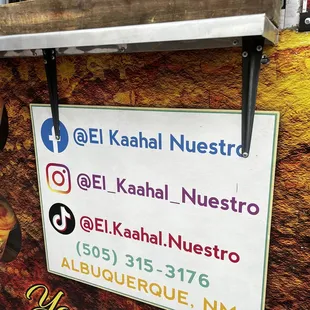 a sign for el kaah nuestro