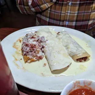 burritos and wraps, food