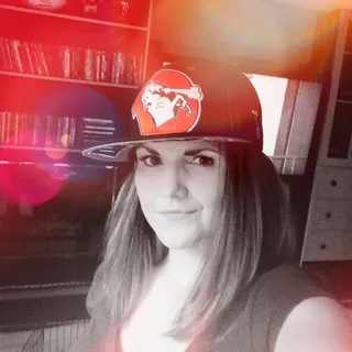 Jeannie H.