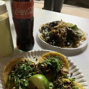 Alpastor and fajita tacos.