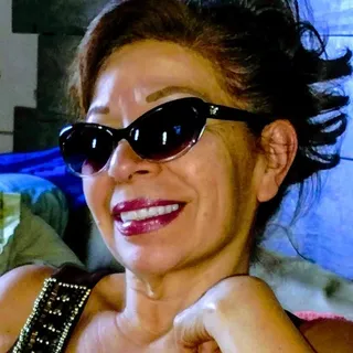 Teresa T.