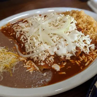 Enchiladas Rojas carnitas