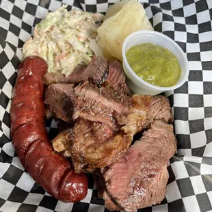 Carne en Vara con picaña     Chorizo 100 Venezolana