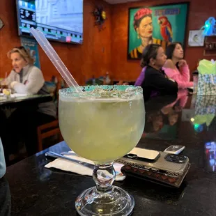 a margarita in a glass