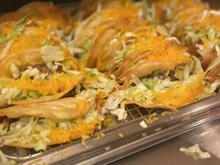 El Lorito Mexican Grill