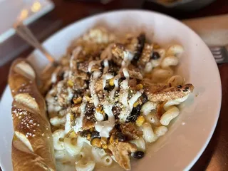 DJ's Tap House & Grill